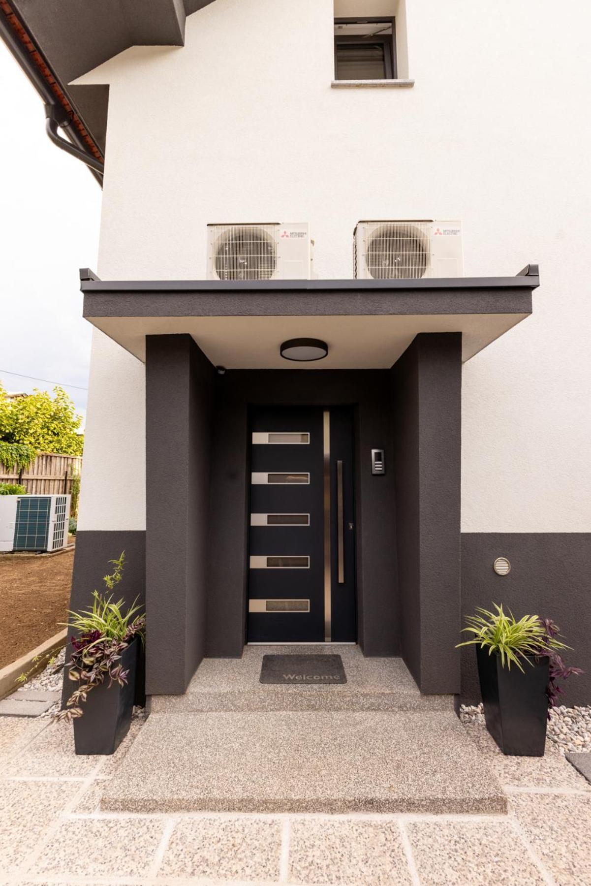 Apartmaji Klavdija Ljubljana Bagian luar foto