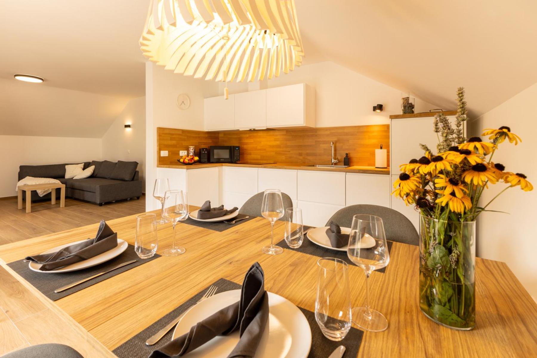 Apartmaji Klavdija Ljubljana Bagian luar foto